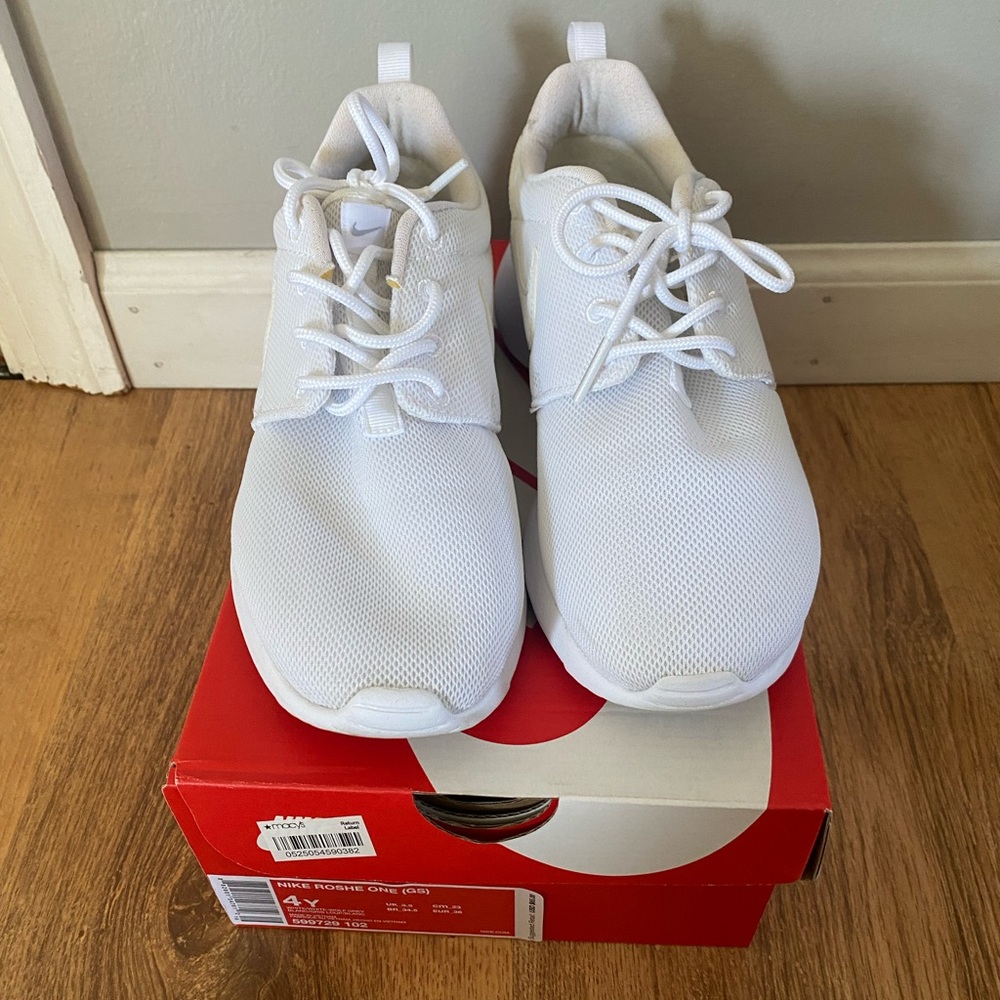 Women’s Nike Roshe One